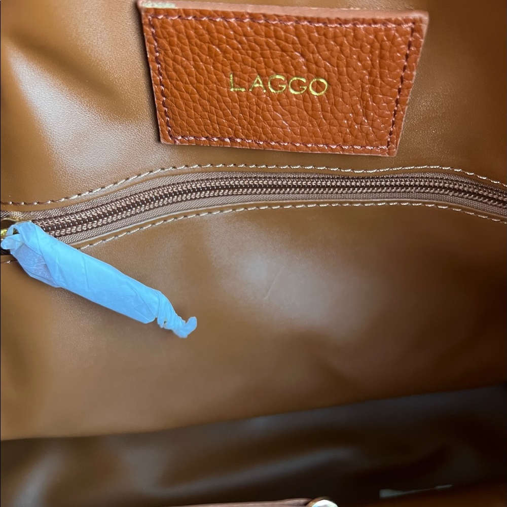 Laggo British Tan Tote bag.  Leather, new without tags. - Picture 9 of 10